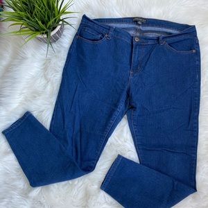 Forever 21 Jeans - 16 short